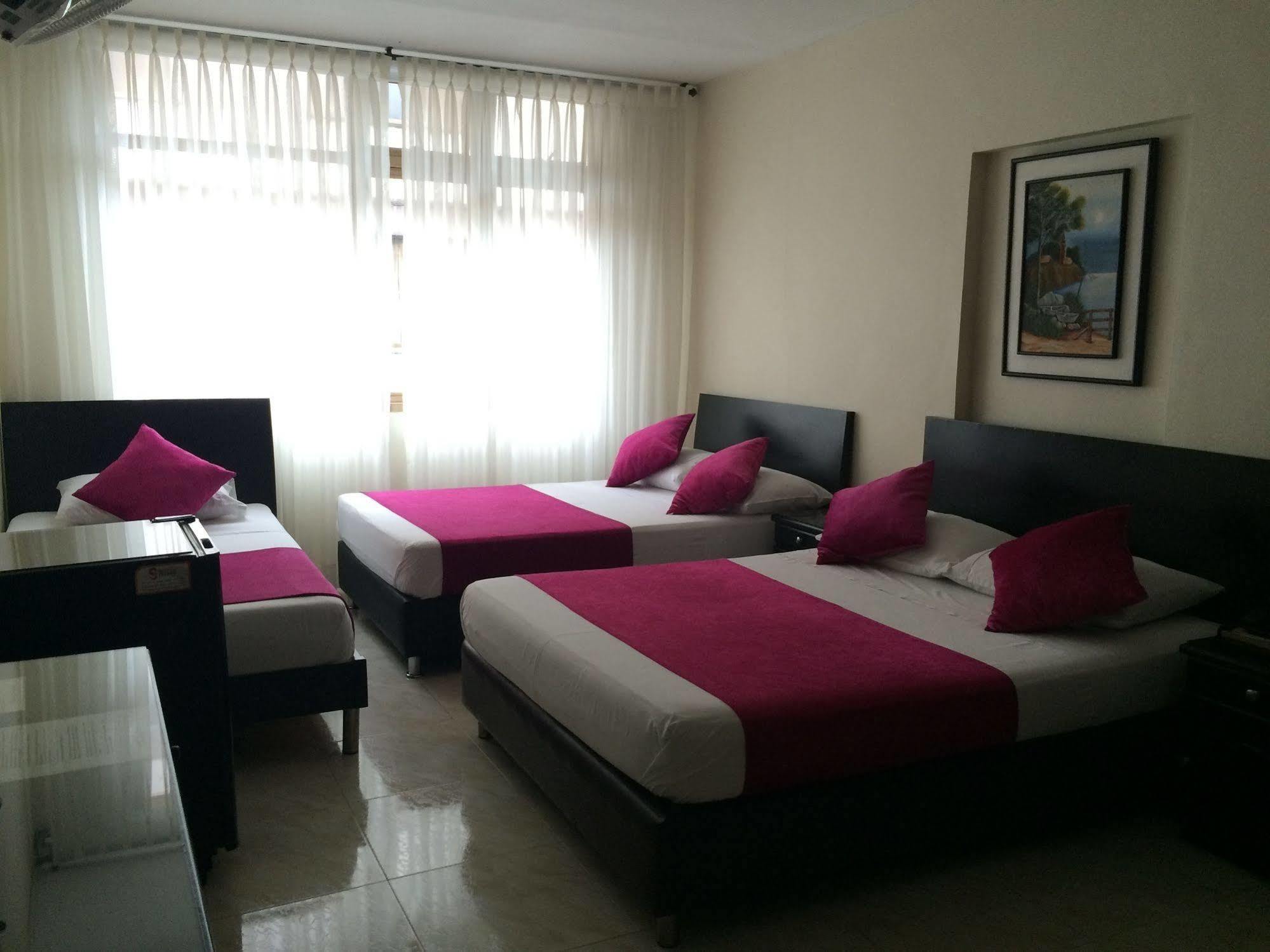 Imperio La 16 Hotel Pereira Ngoại thất bức ảnh