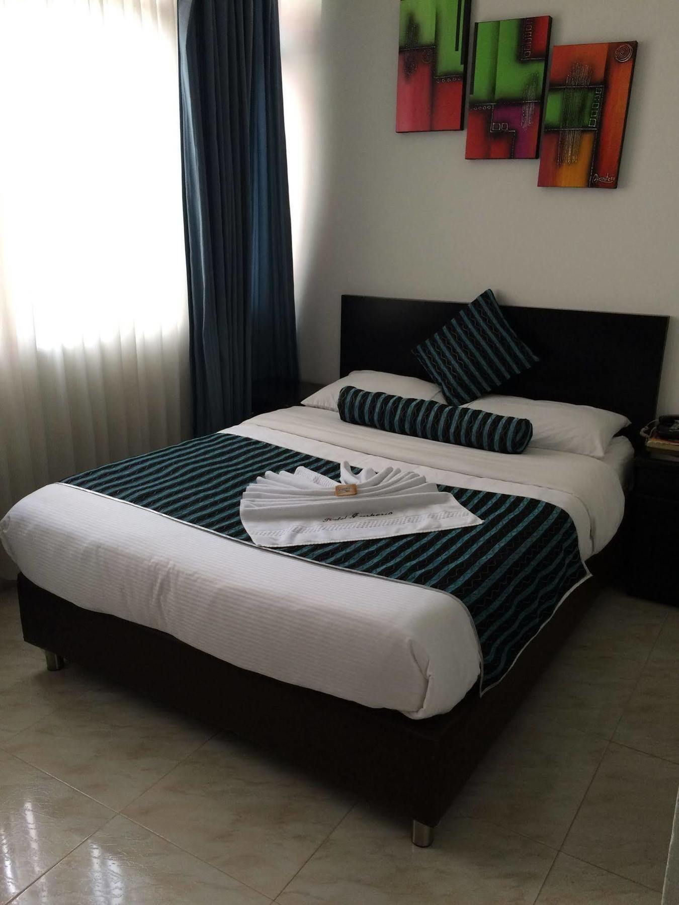 Imperio La 16 Hotel Pereira Ngoại thất bức ảnh